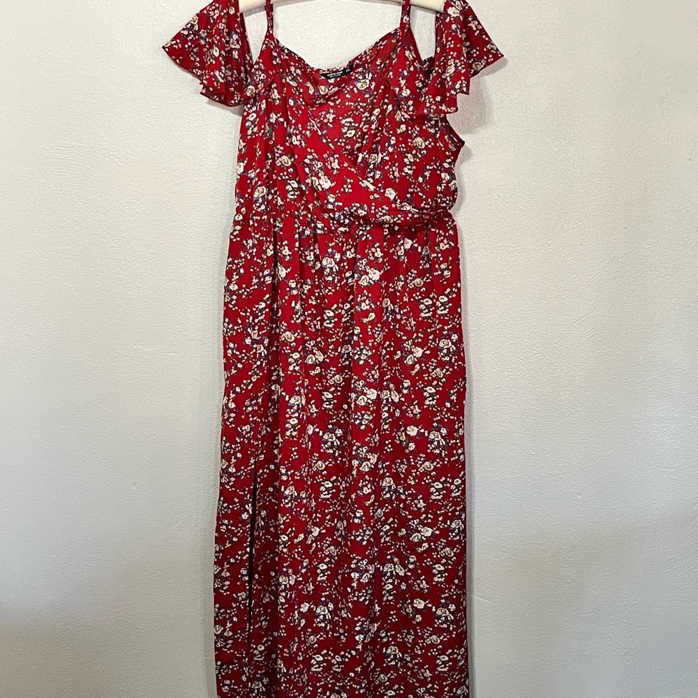 SHEIN Curve red floral maxi dress with drop flutter shoulder. Size 2XL